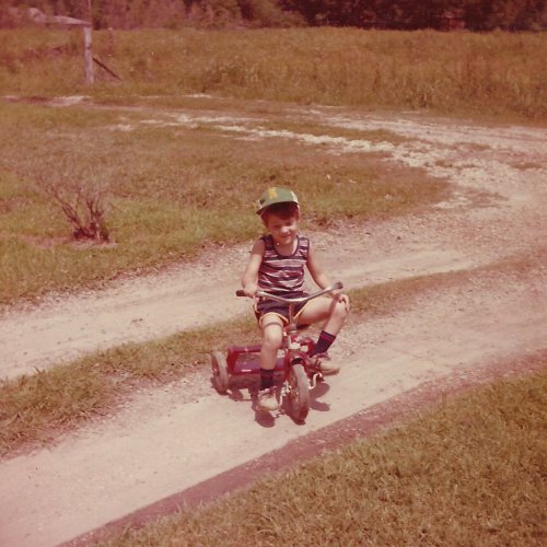 "My mama, she went to the store, her, and just left me out here."